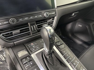 2020 Porsche Macan AWD