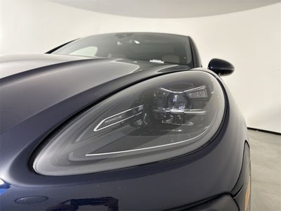 2022 Porsche Macan AWD