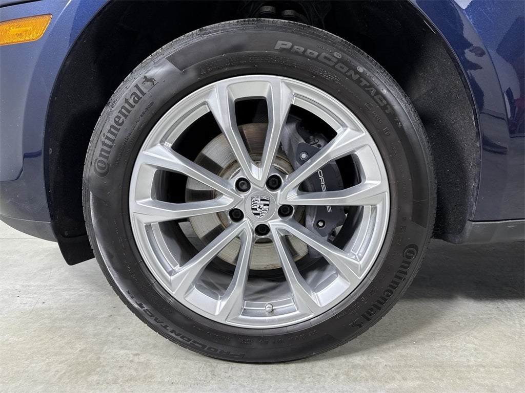 2022 Porsche Macan AWD