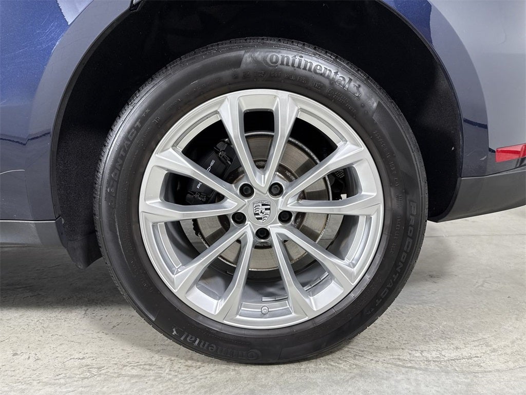 2022 Porsche Macan AWD