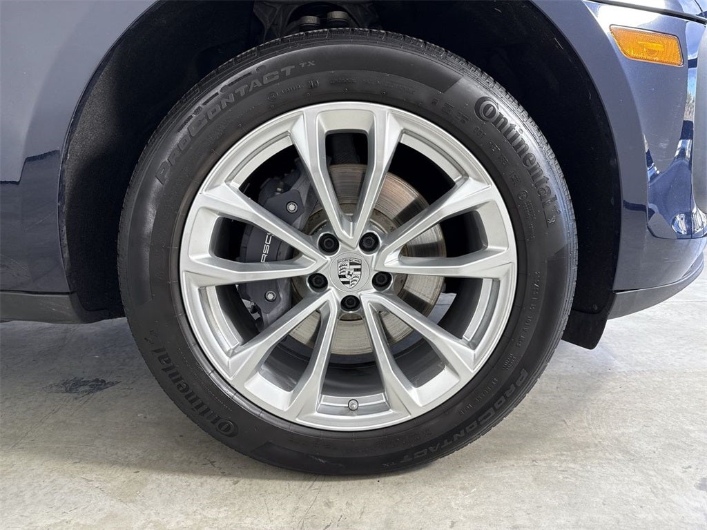 2022 Porsche Macan AWD