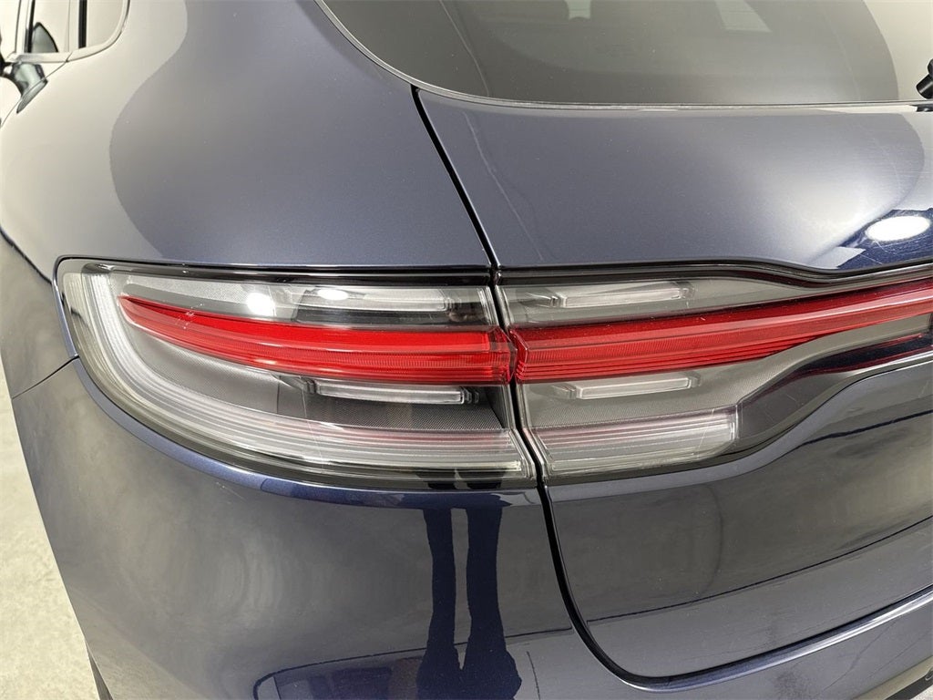 2022 Porsche Macan AWD