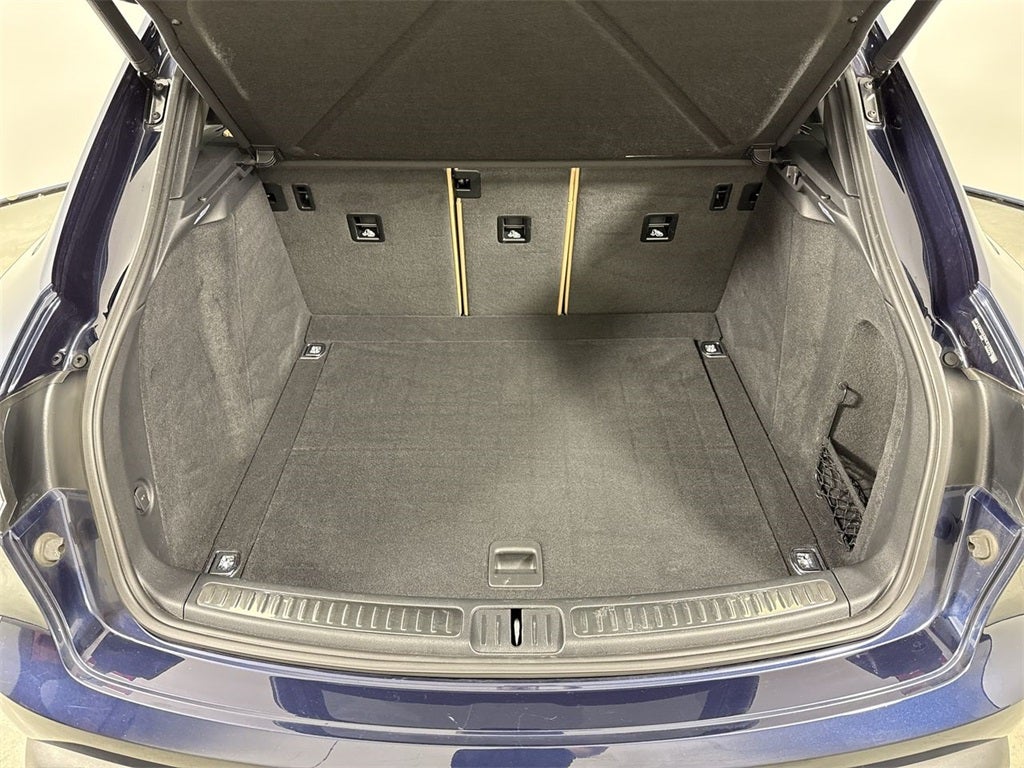 2022 Porsche Macan AWD