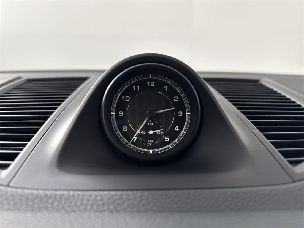 2022 Porsche Macan AWD