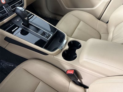 2022 Porsche Macan AWD