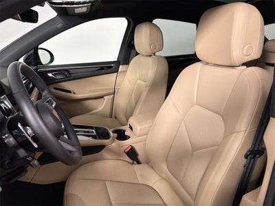 2022 Porsche Macan AWD