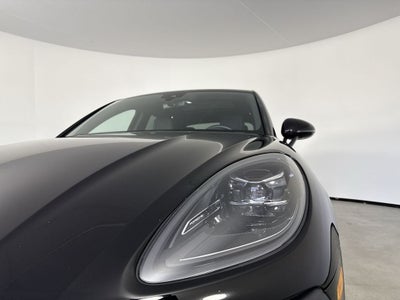 2024 Porsche Macan T
