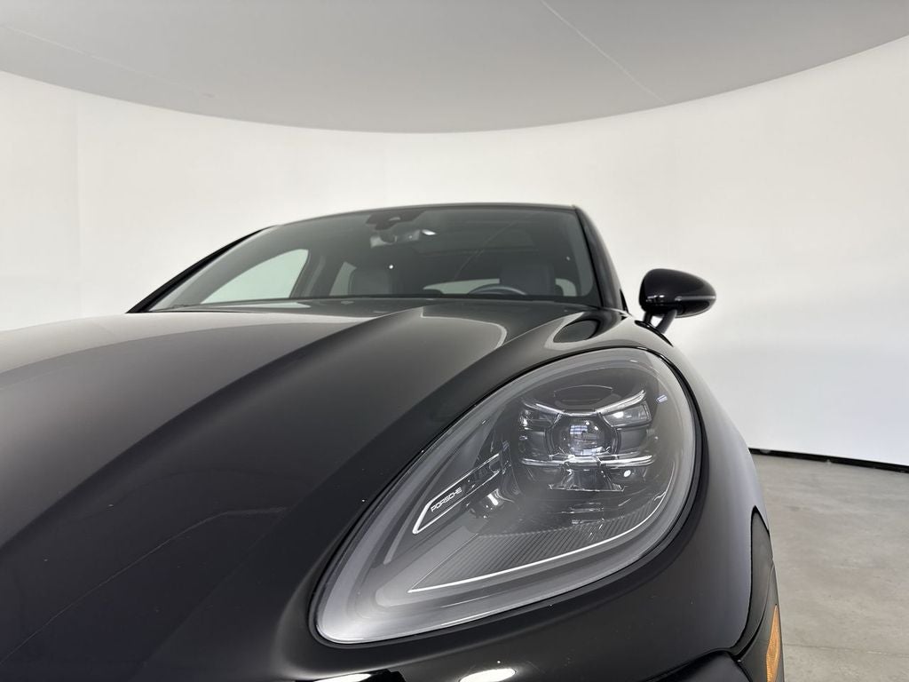 2024 Porsche Macan T