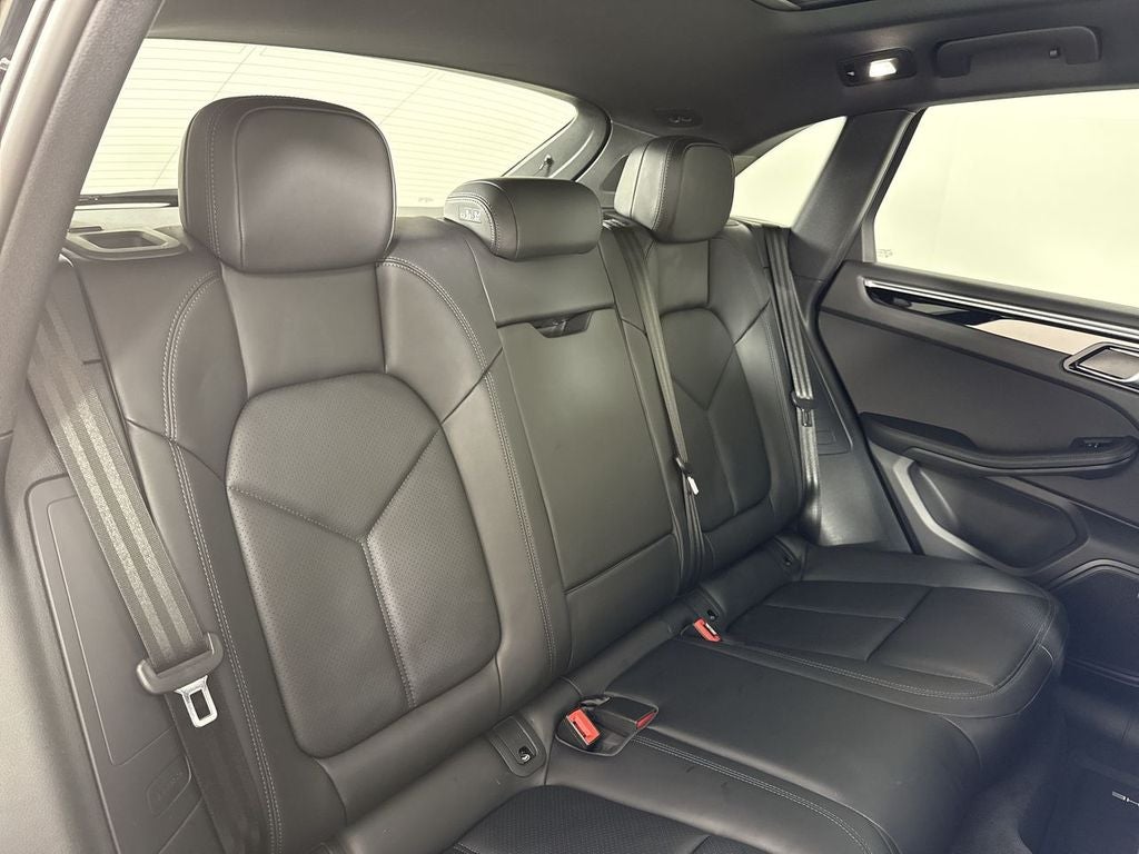 2024 Porsche Macan T