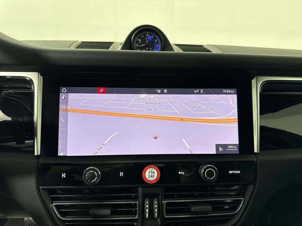 2024 Porsche Macan T