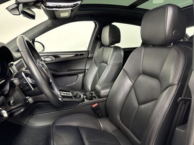 2024 Porsche Macan T