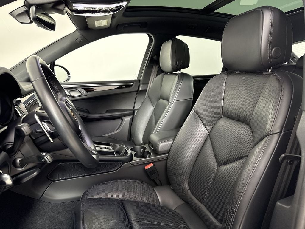 2024 Porsche Macan T