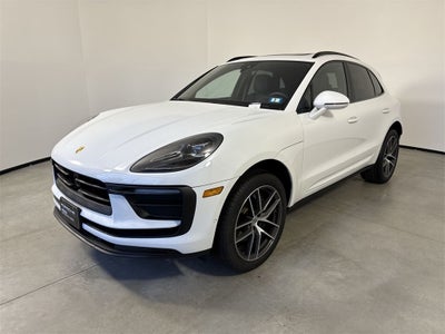 2025 Porsche Macan AWD