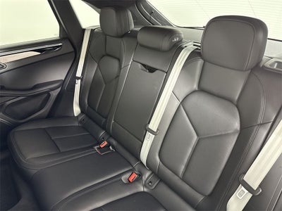 2025 Porsche Macan AWD