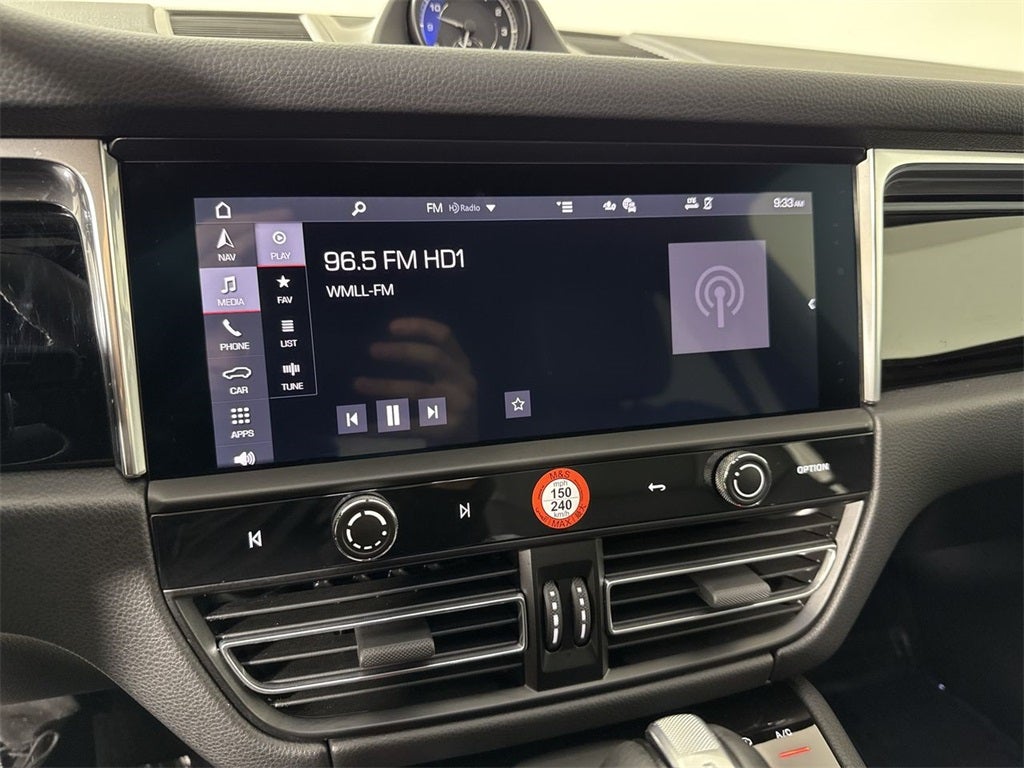 2025 Porsche Macan AWD