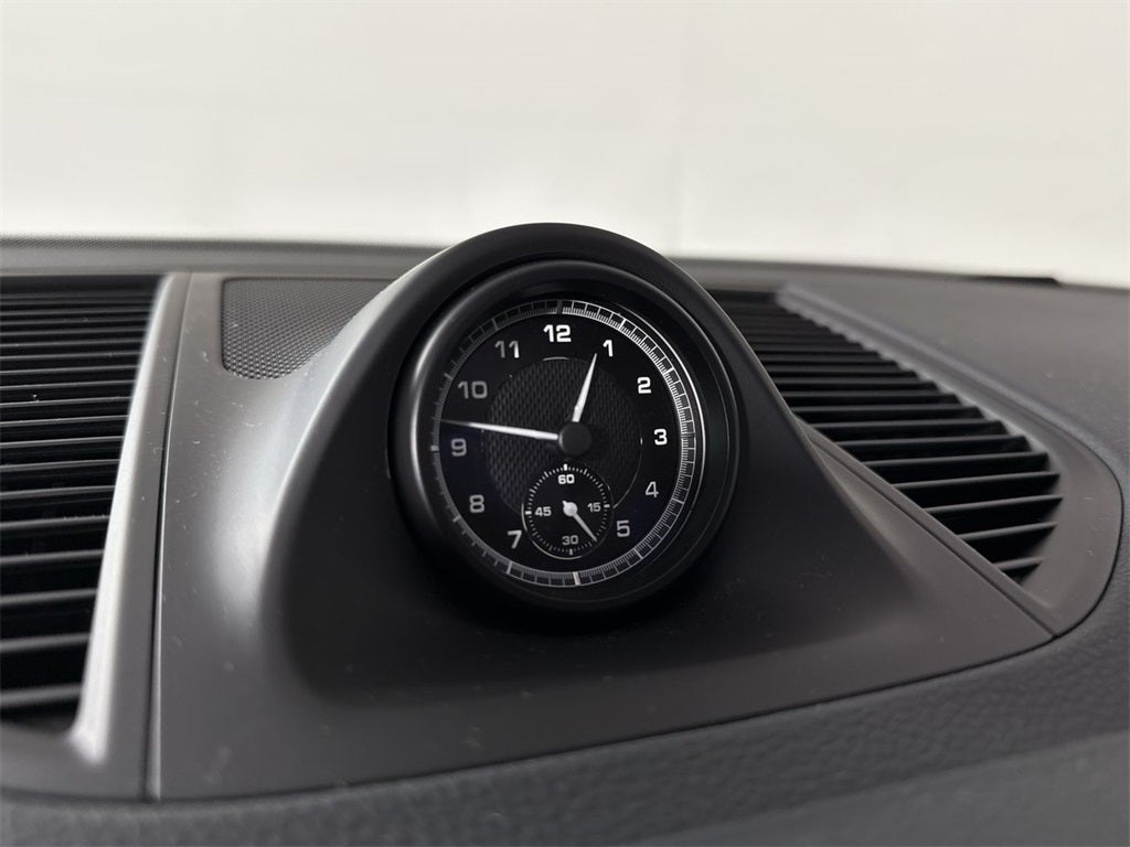 2025 Porsche Macan AWD