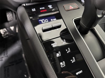 2025 Porsche Macan AWD