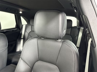 2025 Porsche Macan AWD