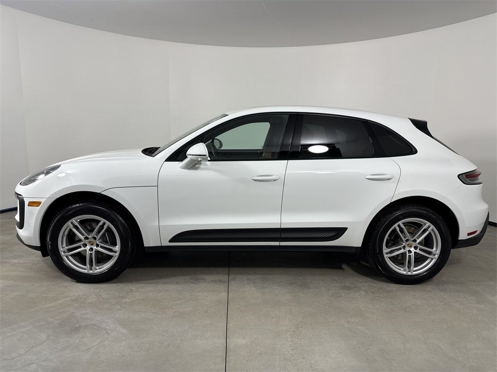 2025 Porsche Macan Macan
