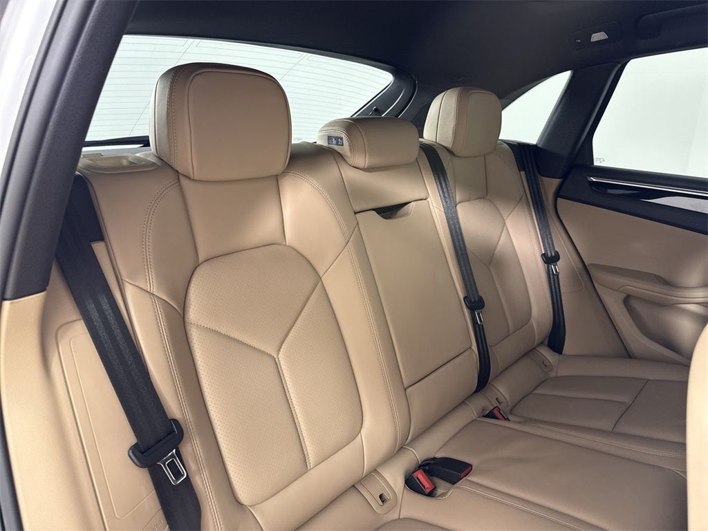 2025 Porsche Macan Macan