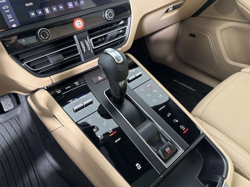 2025 Porsche Macan Macan