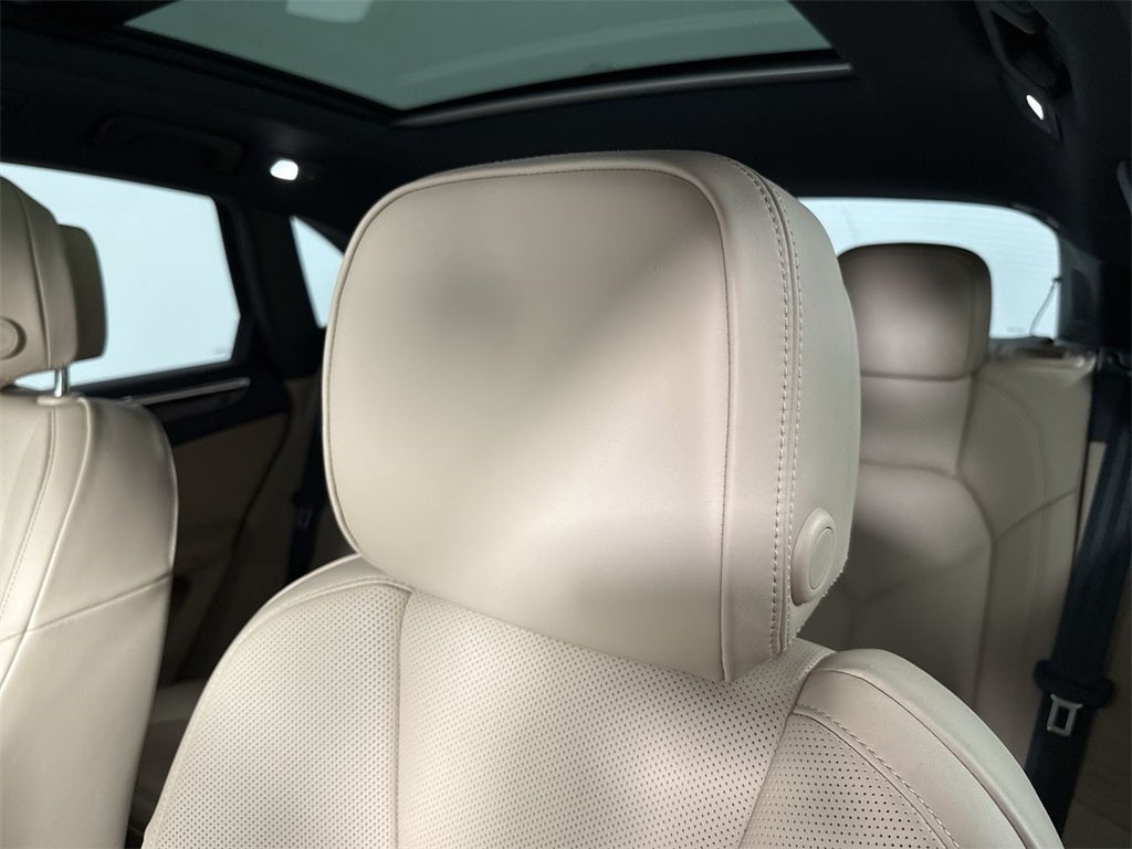 2025 Porsche Macan Macan