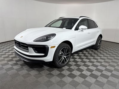 2025 Porsche Macan AWD