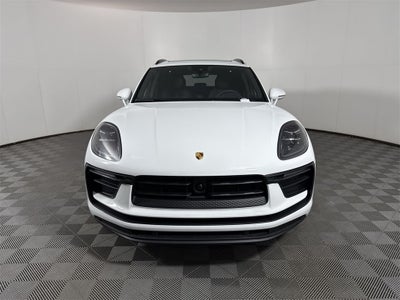 2025 Porsche Macan AWD