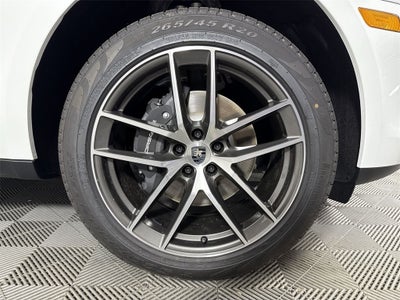 2025 Porsche Macan AWD