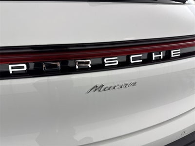 2025 Porsche Macan AWD