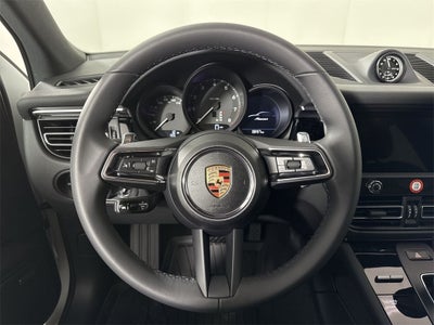 2025 Porsche Macan AWD
