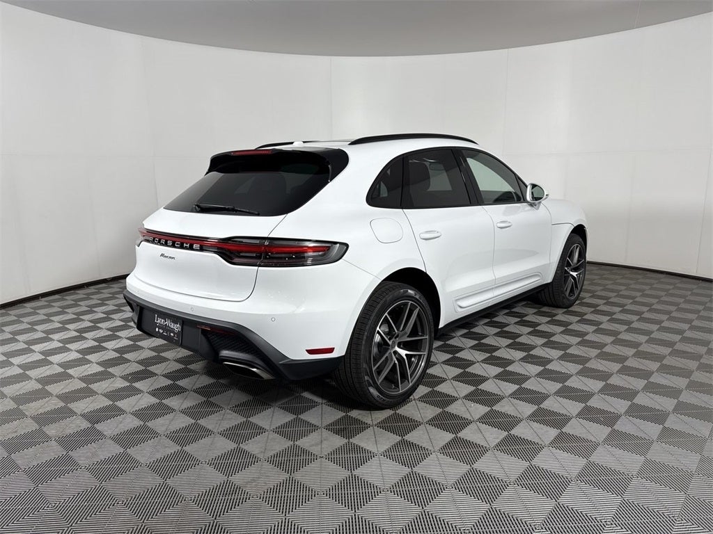 2025 Porsche Macan AWD
