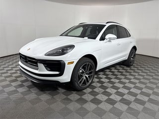2025 Porsche Macan AWD