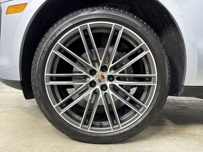 2026 Porsche Macan AWD