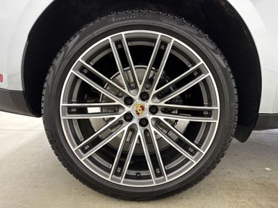 2026 Porsche Macan AWD