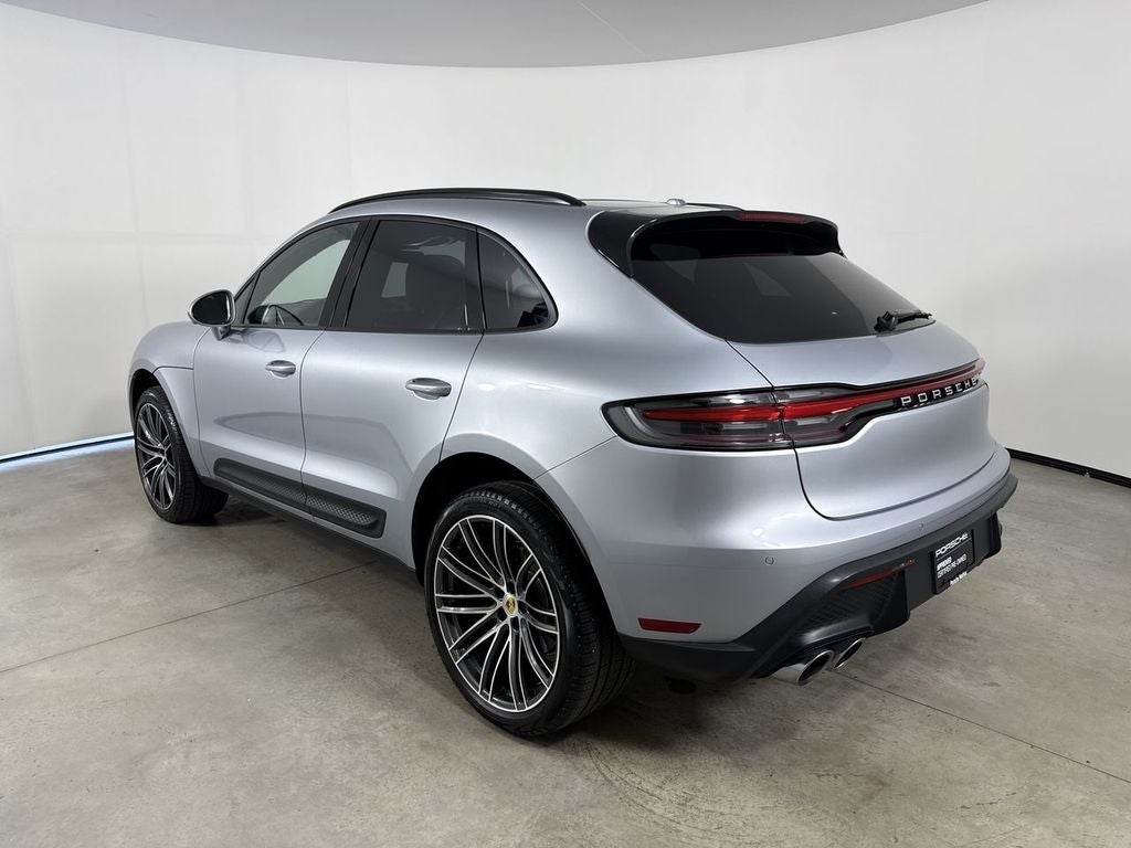 2026 Porsche Macan AWD