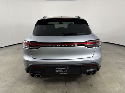 2026 Porsche Macan AWD