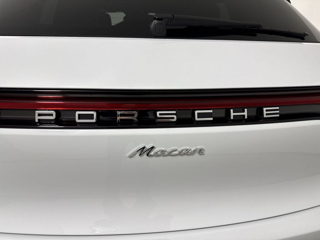 2026 Porsche Macan Macan