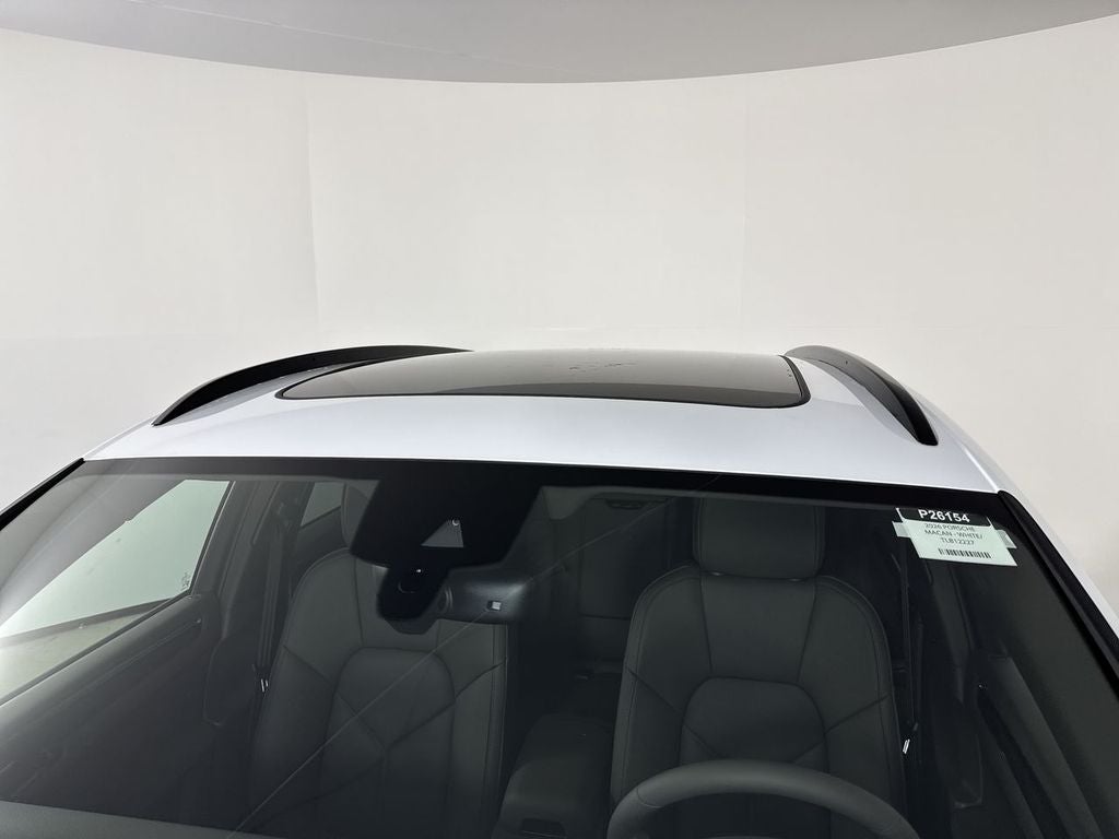 2026 Porsche Macan Macan