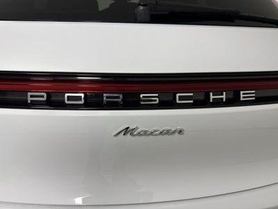 2026 Porsche Macan Macan