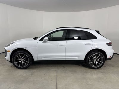2026 Porsche Macan Macan