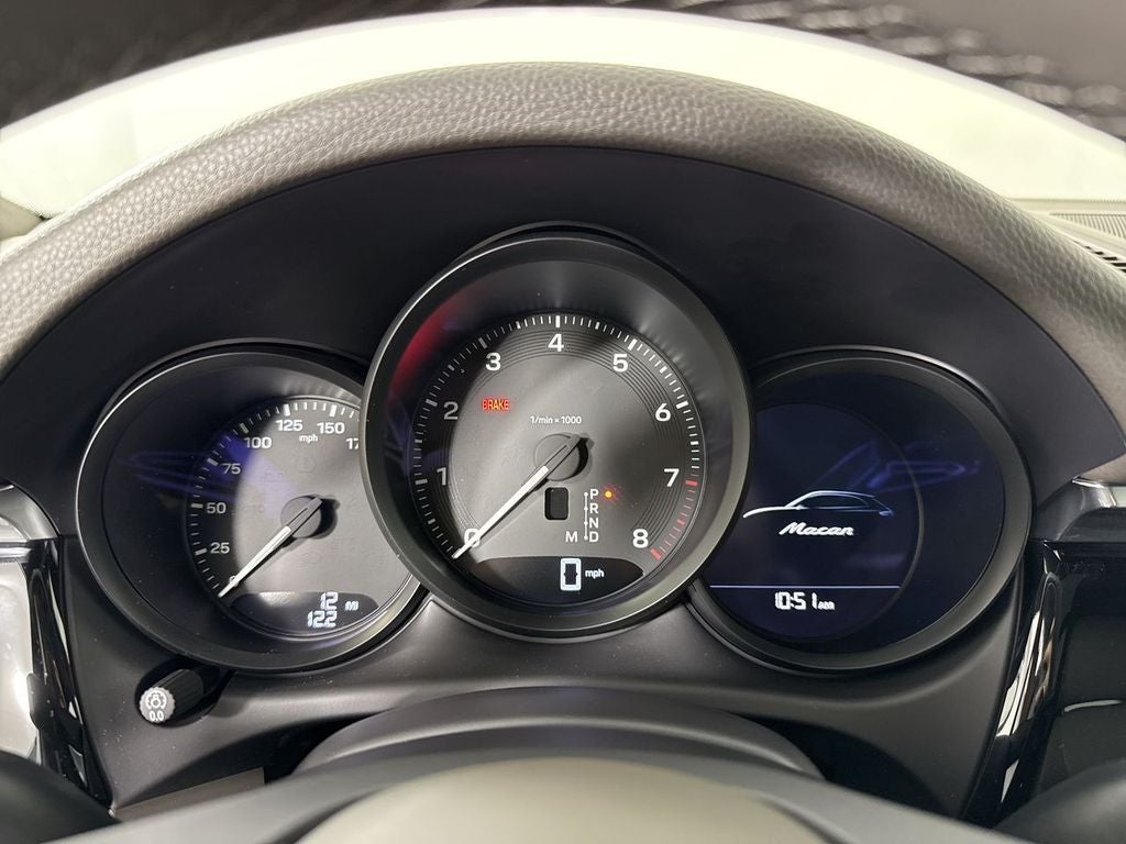 2026 Porsche Macan Macan