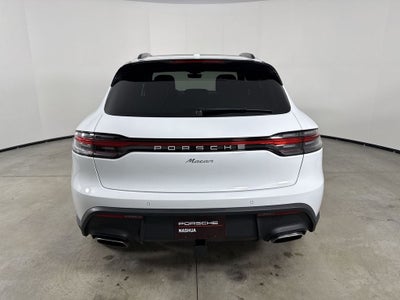 2026 Porsche Macan Macan