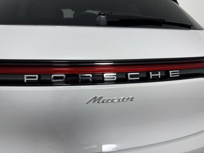 2026 Porsche Macan Macan
