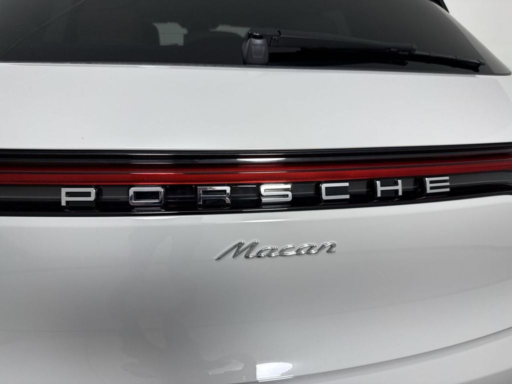 2026 Porsche Macan Macan