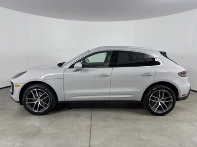 2026 Porsche Macan Macan