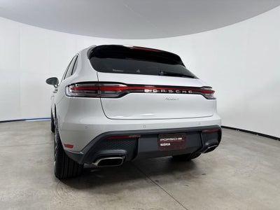 2026 Porsche Macan Macan