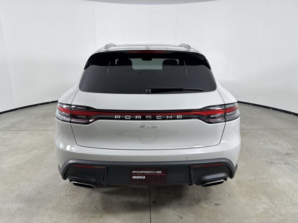 2026 Porsche Macan Macan