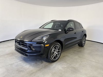 2026 Porsche Macan AWD