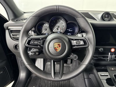 2026 Porsche Macan AWD
